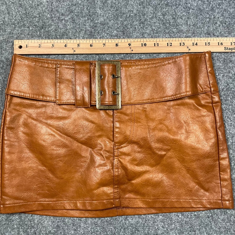 NWT Lioness Uma Mini Skirt Womens XS Tan Faux Vegan Leather Buckle - Picture 3 of 6